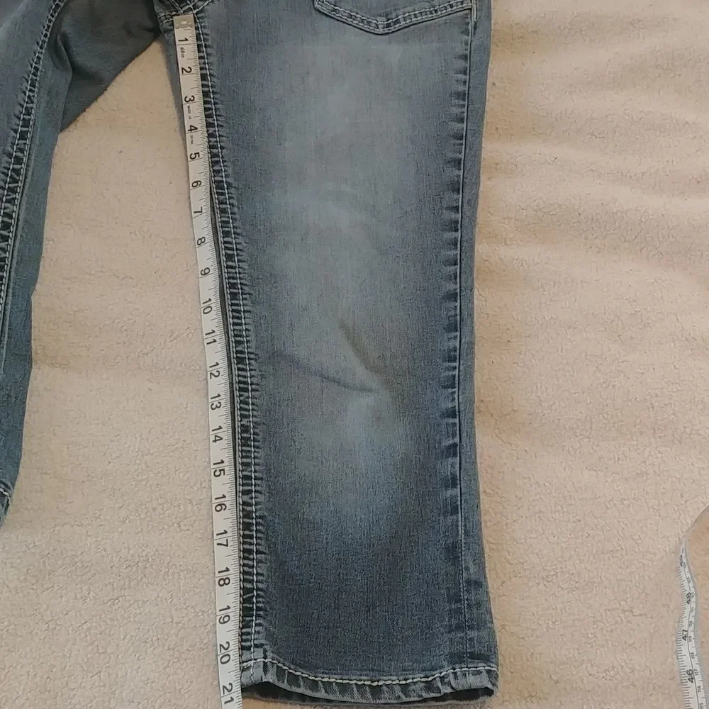 Maurices Stretchy Capri Blue Jeans 5/6 - Picture 9 of 9